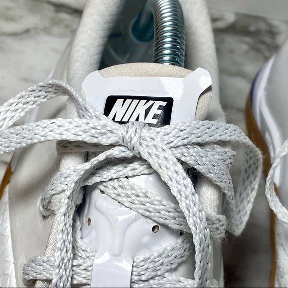 Womens Limited Edition White Nike Metcon 4 XD Whiteboard - Picture 8 of 16